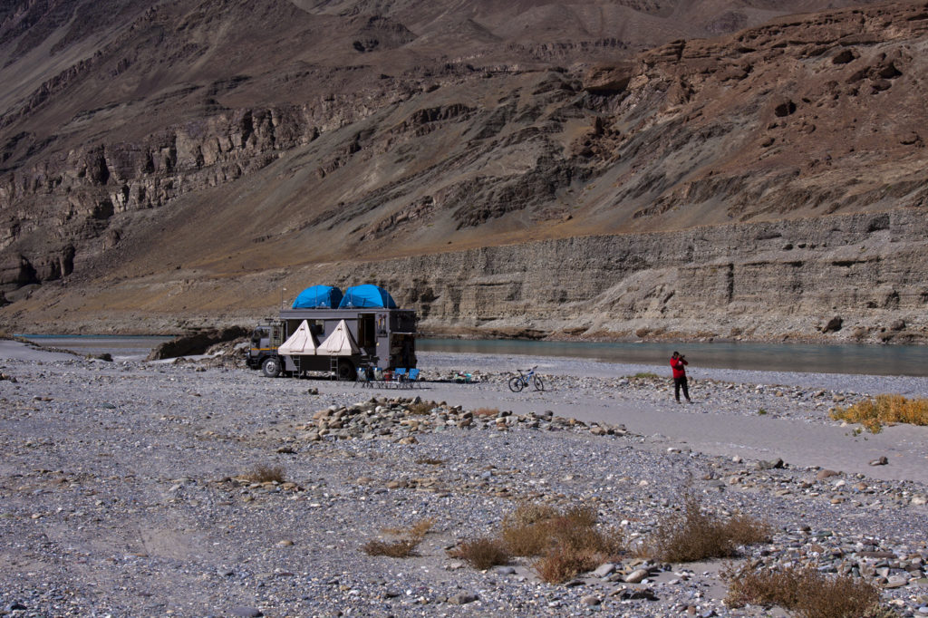 <img src="caravan holidays riverside camp leh ladakh.jpeg" alt="offering caravan campervan riverside camping corona safe camp covid19 hygienic high quality vacation in wilderness best nomadic family holidays leh ladakh india">